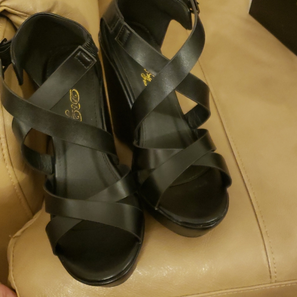 Woman sandals